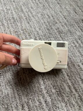 lomography fisheye Instant Camera - White
